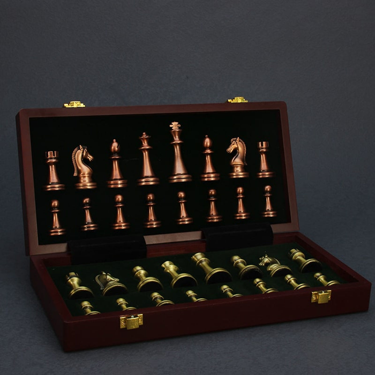 Foldable International Chess Set With Portable Board Game Design - Image 2