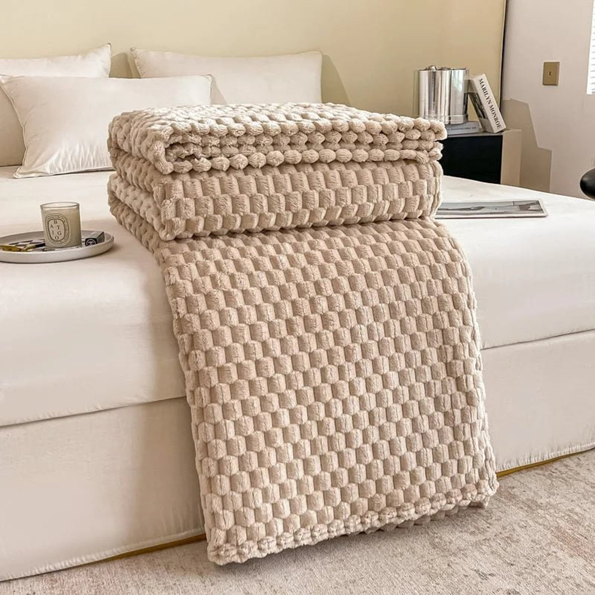 Plush Velvet Checkered Blankets & Throws For Cozy Sofa And Bed - Image 8
