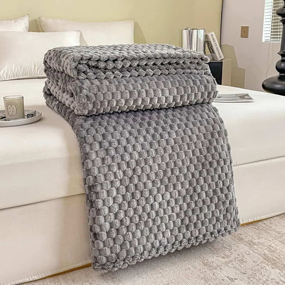 Plush Velvet Checkered Blankets & Throws For Cozy Sofa And Bed - Image 3