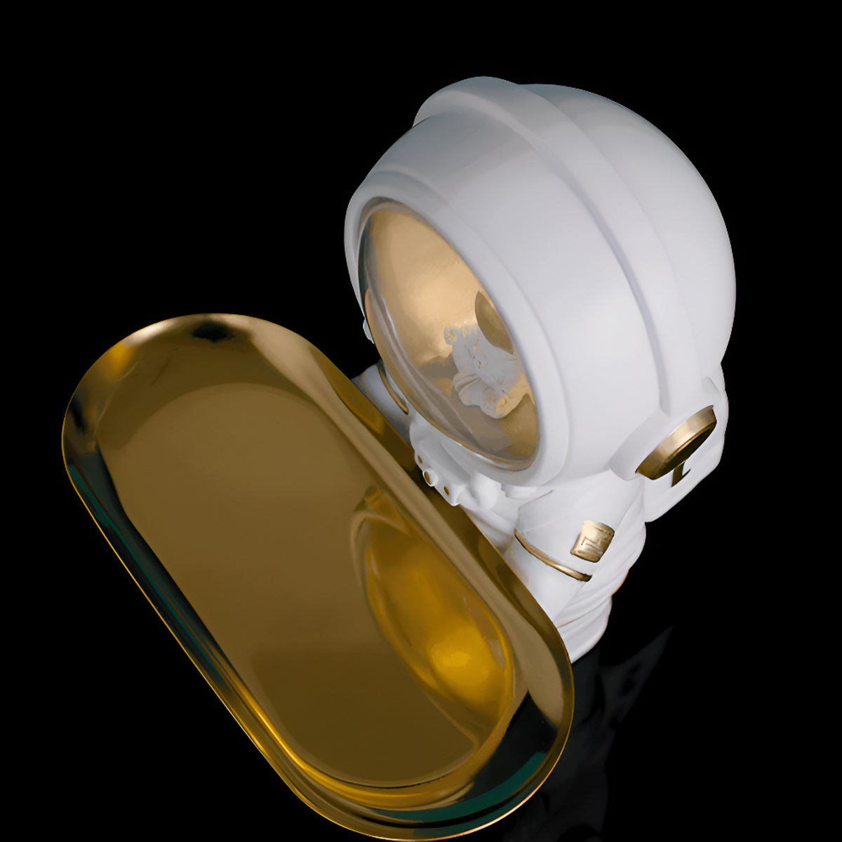 Synthetic Resin Astronaut Organizer Tray With LED Light - Image 7